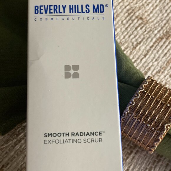 BEVERLY HILLS MD Other - BEVERLY HILLS MD NEW NEVER OPENED SMOOTH RADIANCE EXFOLIATING SCRUB